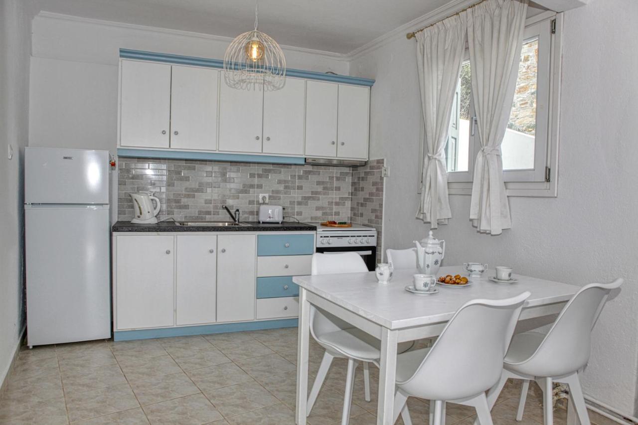 Villa Lemonia Glossa Ngoại thất bức ảnh