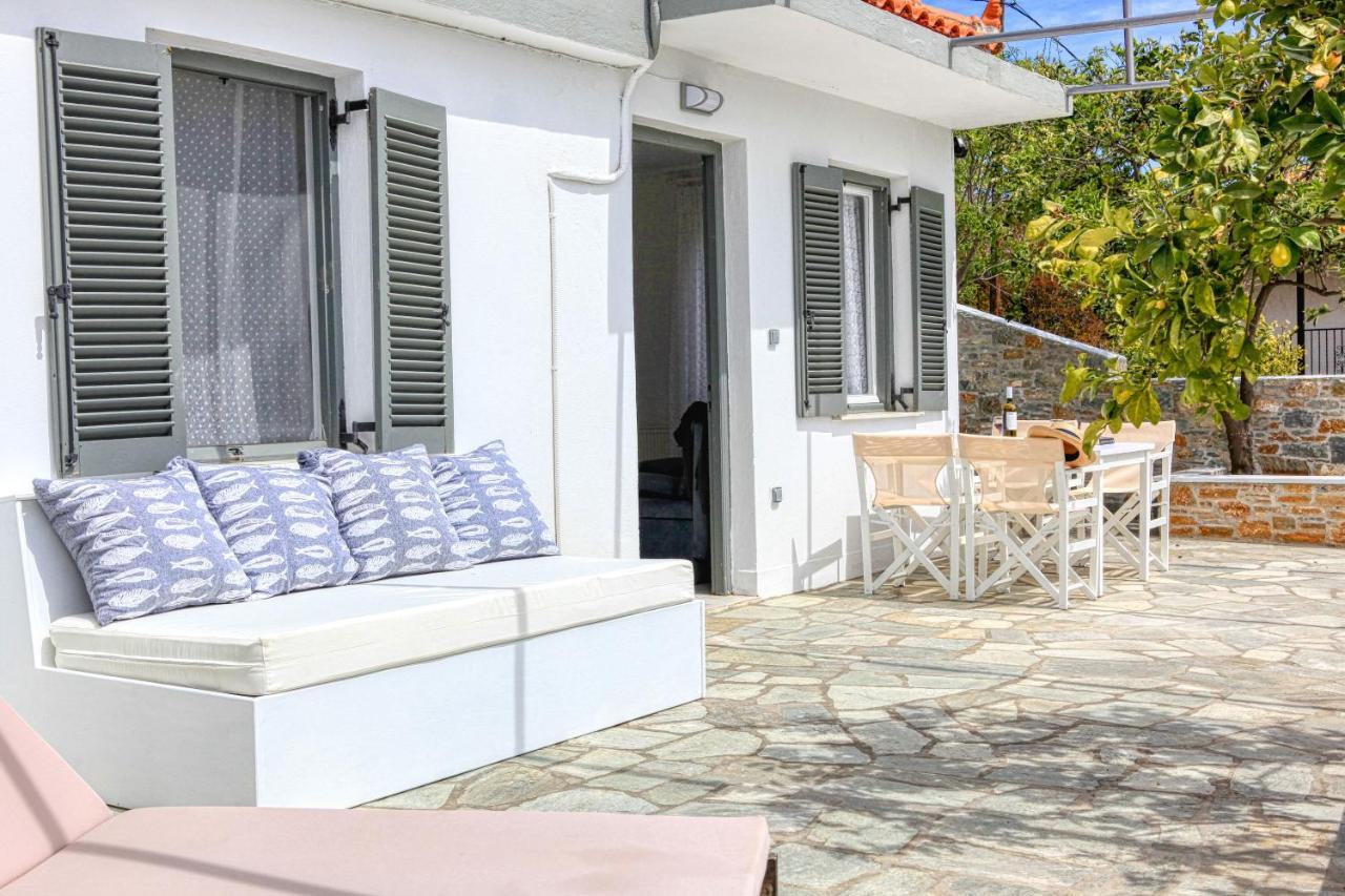 Villa Lemonia Glossa Ngoại thất bức ảnh